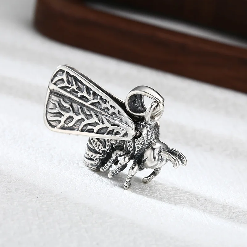 S925 Sterling Silver Bee Pendant Black Color Animal Wings Movable Unisex Fine Jewelry FYNE341