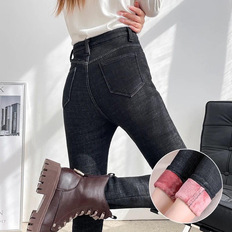New Women Thermal Stretch Jeans Winter Warm Fleece Stretchy Lined Denim Pants Leggings Blue Black Female Slim Pants Trousers