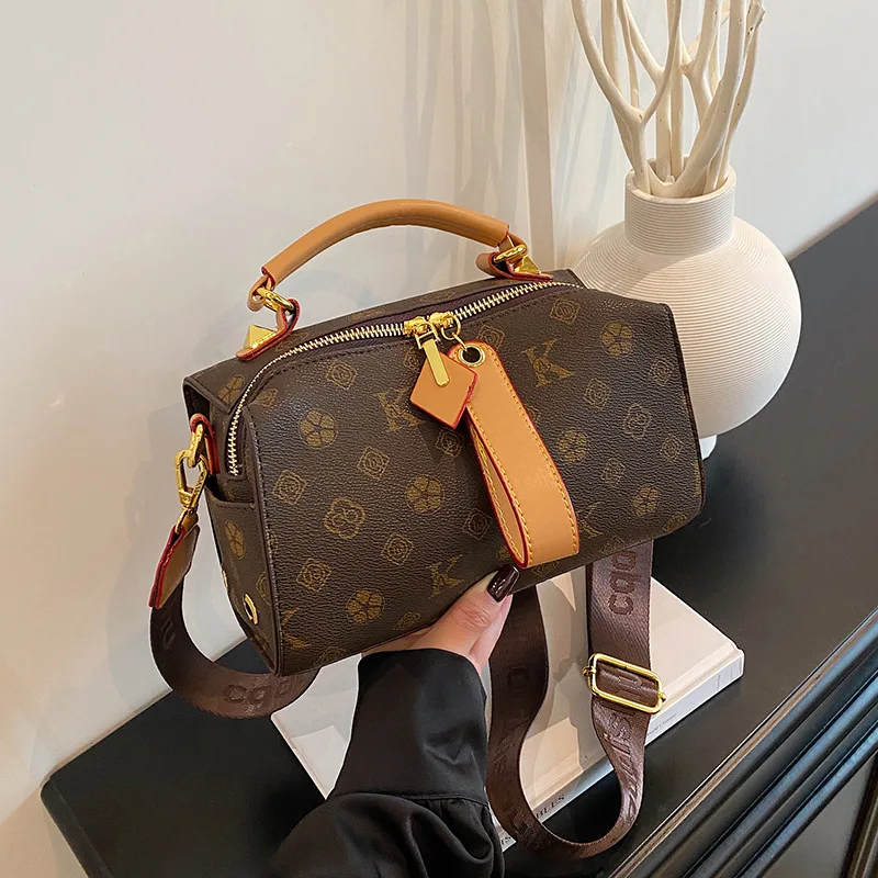 

​ ​ Новинка 2023 года, роскошная женская сумка-подушка, винтажная сумка через плечо, многосторонняя сумка через плечо для повседневного использования и свиданий, женская сумка