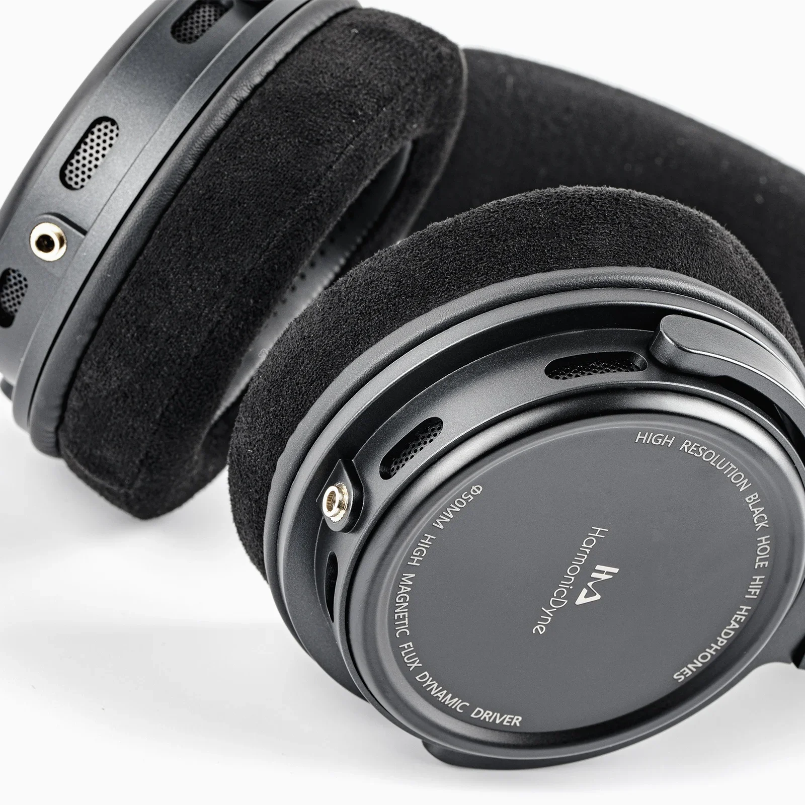 سماعات هارمونيك داين ذات الفتحة السوداء المريحة 50 مم ذات السائق الديناميكي شبه مفتوحة مع كابل نحاسي خالي من الأكسجين لعشاق الصوت