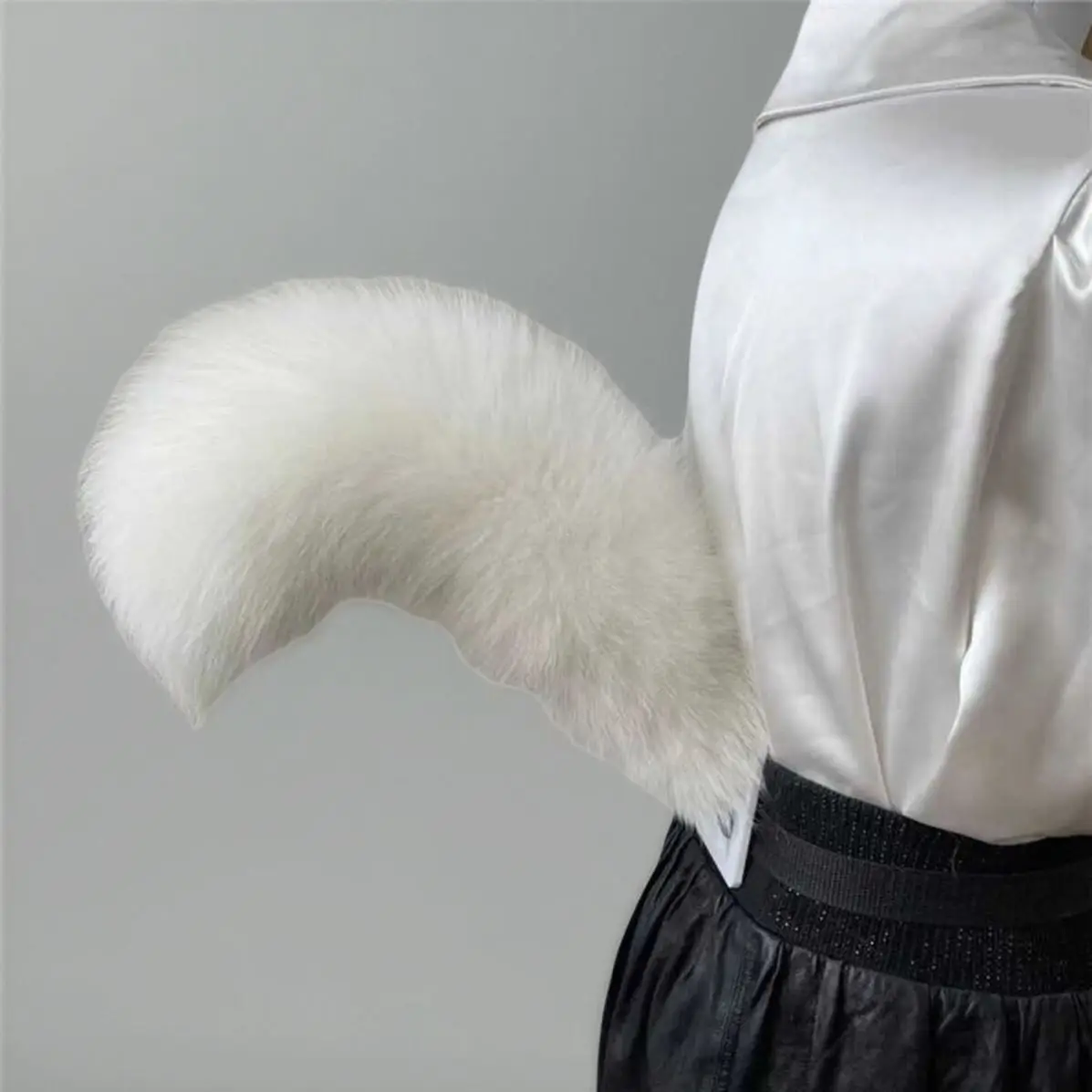 Basic Version Animal Tail Dog Fox Wolf Cosplay Tail Props for Comic Con Carnival Party Cosplay Costume Accessory 40cm