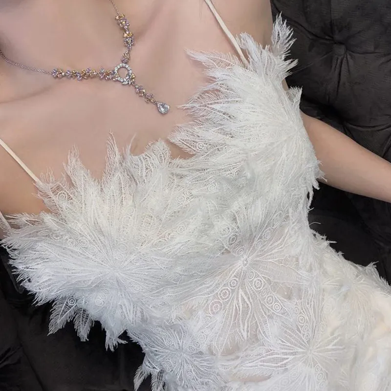 Vestido de gasa de encaje de plumas Escote corazón sin tirantes con detalle recortado Vestido de cuento de hadas parisino para ocasiones especiales