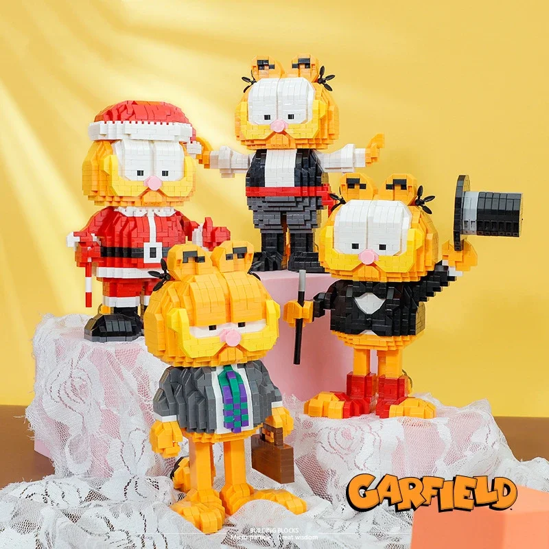 BALODY Garfield building blocks American animation model cartoon doll assembled educational toys ornaments birthday gifts