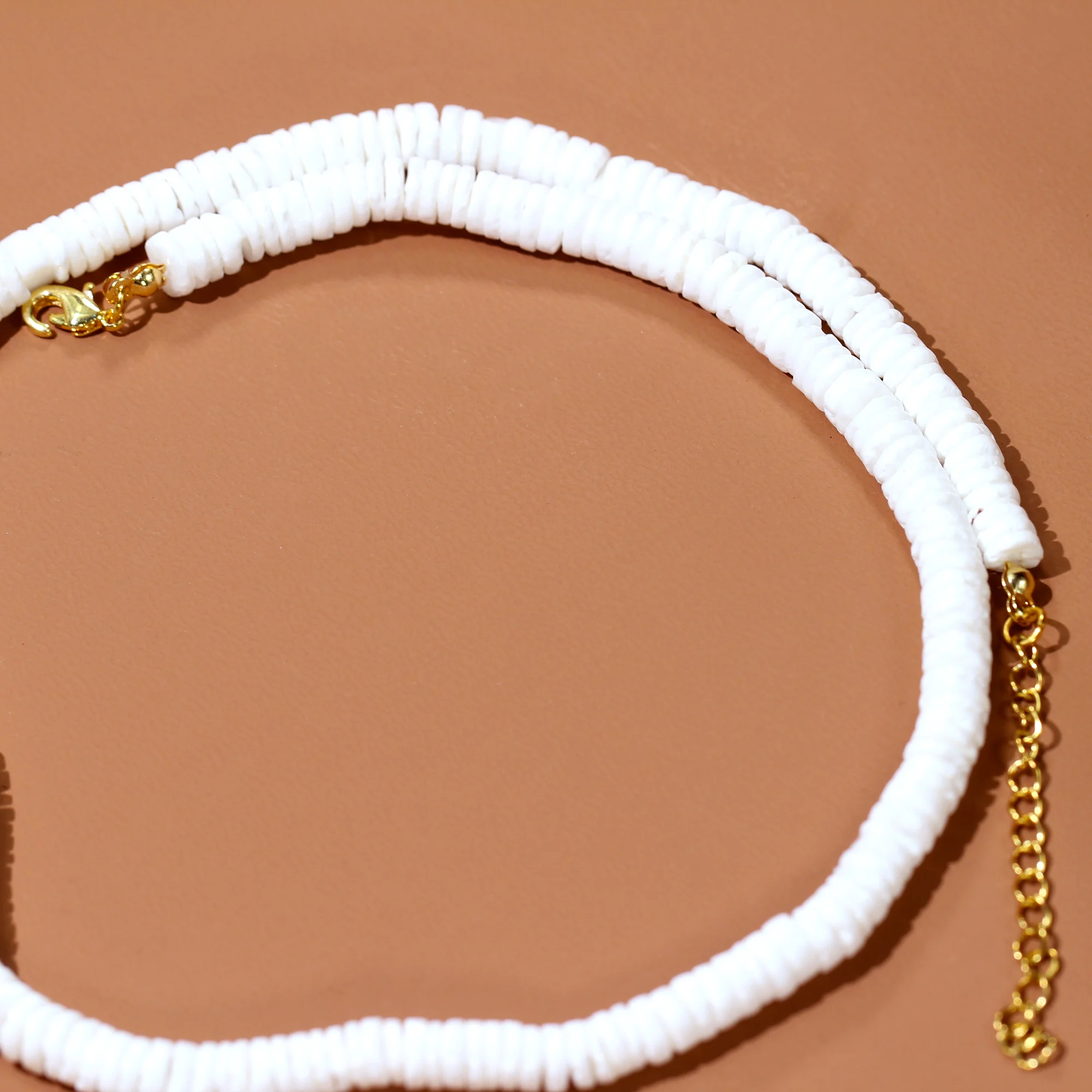 Bohemian Shell Chain Necklace White Hawaiian Beach SeaShell Choker Necklace Round Beads Womens Gift