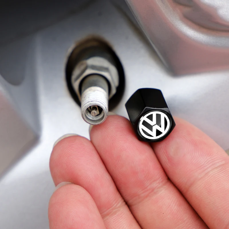 Car Wheel Tire Valve Stems Cap With Keychain Keyring Badge For Volkswagen MK5 MK6 CC Golf 4 6 GTI Tiguan Passat B5 B6 B7 Jetta