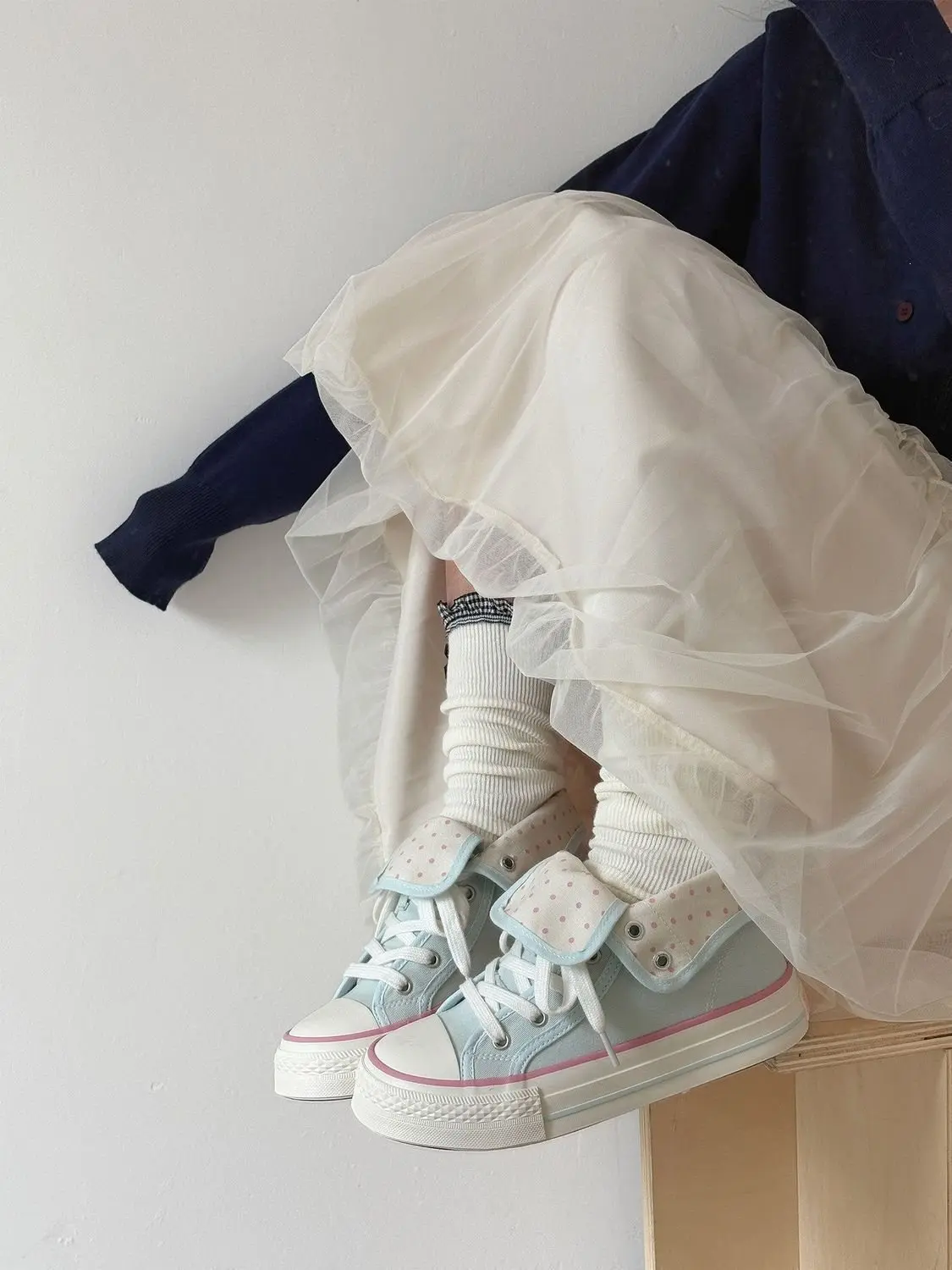 Neue High Help Canvas-Schuhe mit Punkten, Damen-Freizeitschuhe, vulkanisierte Sneakers, bequeme Sport-Walking-Plattform-Flats für den Frühling. – Detail 6