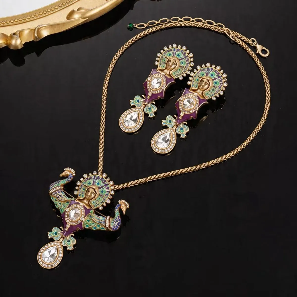 Vintage Zircon Jewelry Set for Women 2026 European And American High-End Light Luxury Earrings And Necklace Combo