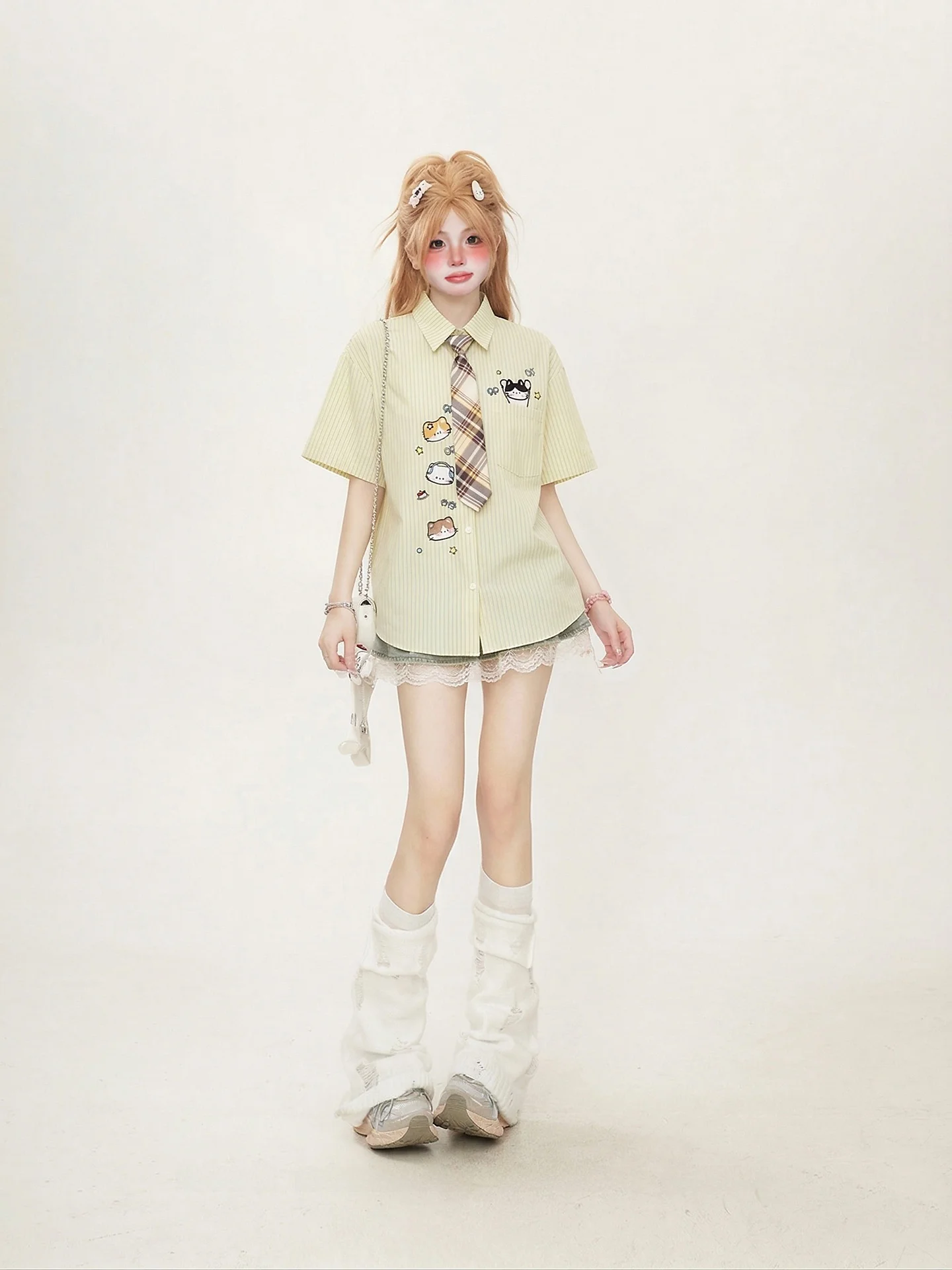 

Ladies' Loose Fit Short Sleeve Embroidered Striped Shirt Casual Summer Style Half Sleeve Tie Neck Coat for Couples