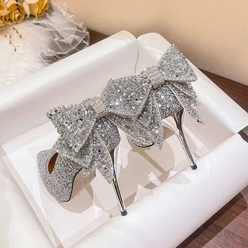 Bling Sequins Wedding Shoes for Women Bride 2022 Elegant Pointed Toe Thin Heels Pumps Woman Silver Crystal High Heels for Ladies