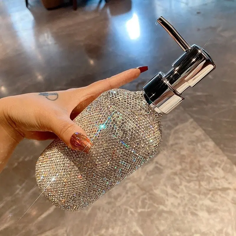 

500ml Bling Diamond Soap Bottle Dispenser Portable Travel Shampoo Empty Storage Bottle Reusable Plastic lotion Pump Jar Organize