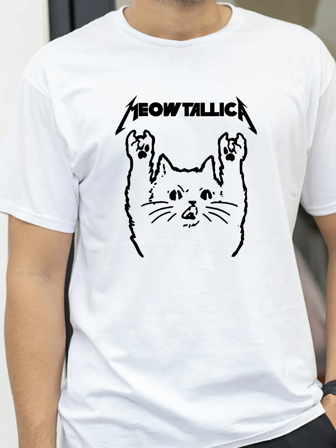 

Fashion Casual T-shirt Chibi Cat Anime Printed Cotton T-Shirt, Ultra Soft Round Neck Short Sleeve Tee for Men & Women