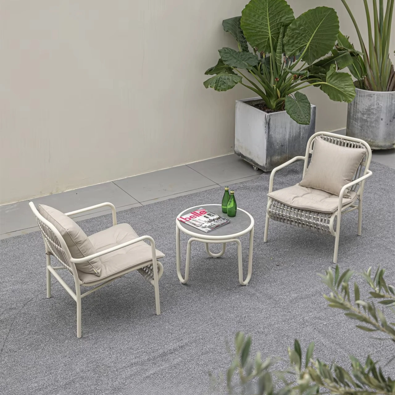 do- Mermaid Garden Rattan Round Coffee Table-Classic Design Durable & UV-Resistant for Outdoor Patio & Balcony