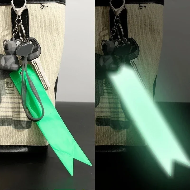 1 PCS Keychain Accessories Durability Reflective Night Safety Accessories Car Keychain Decoration Rain Protection Compact image 4