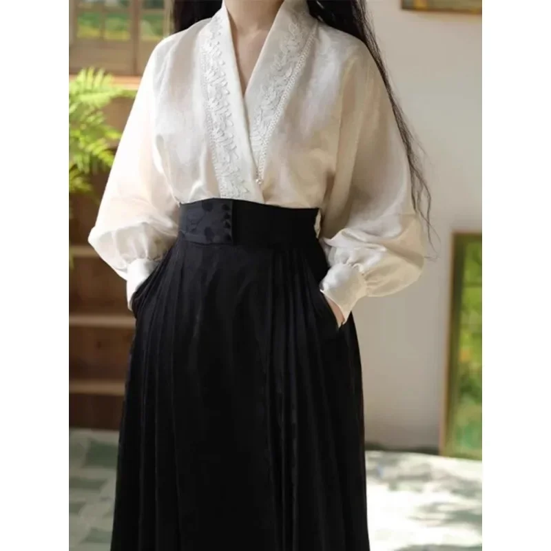 Heavy Industry White Pearl Button Three Dimensional Green Leaf Jacquard Long Sleeve Hanfu Top Women Autumn Winter Fashion Shirt