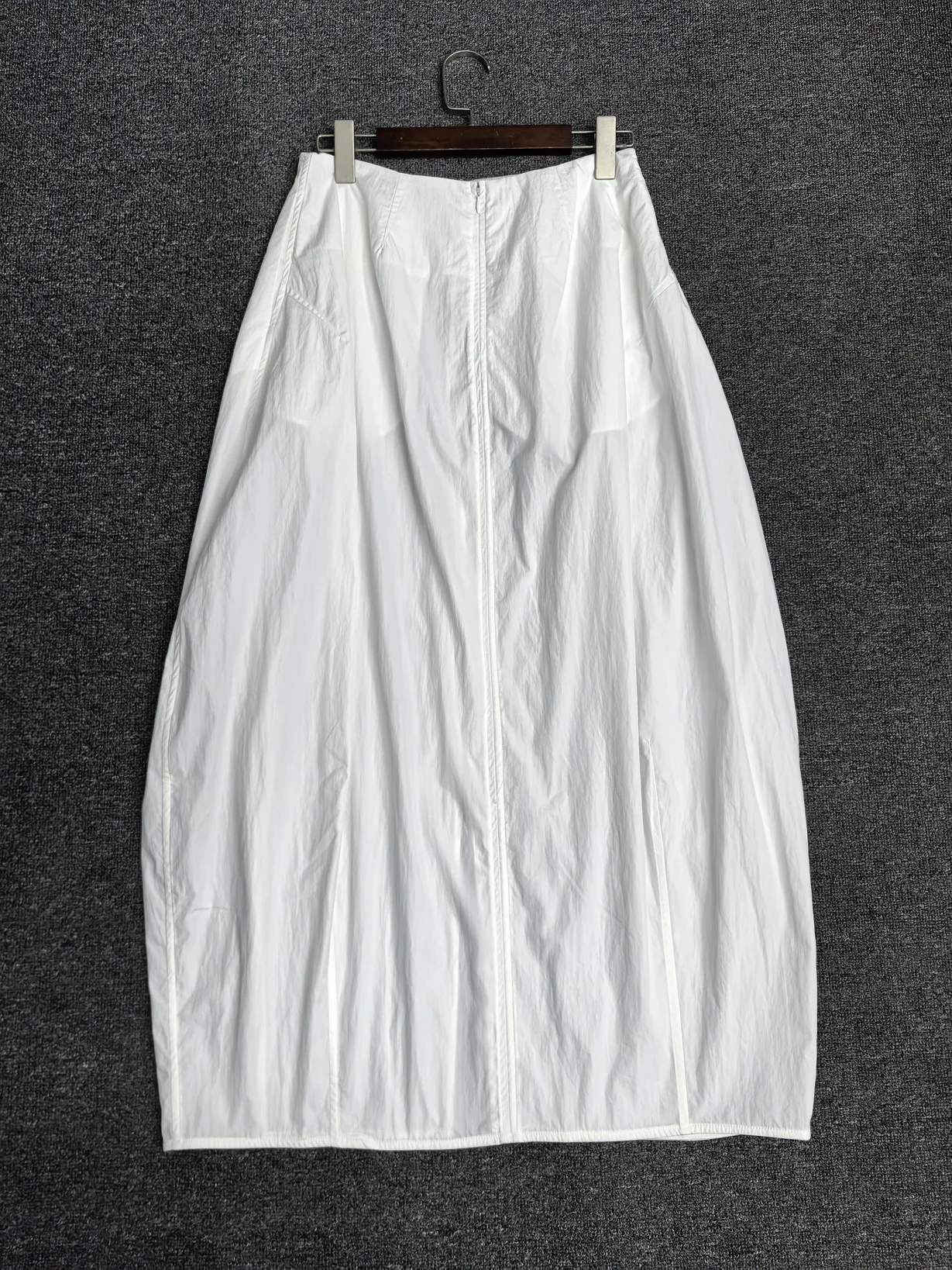 Maxdutti 2026 Minimalist Solid Color Split Skirt Women French Retro Silhouette High Waisted Skirts Womens For Summer