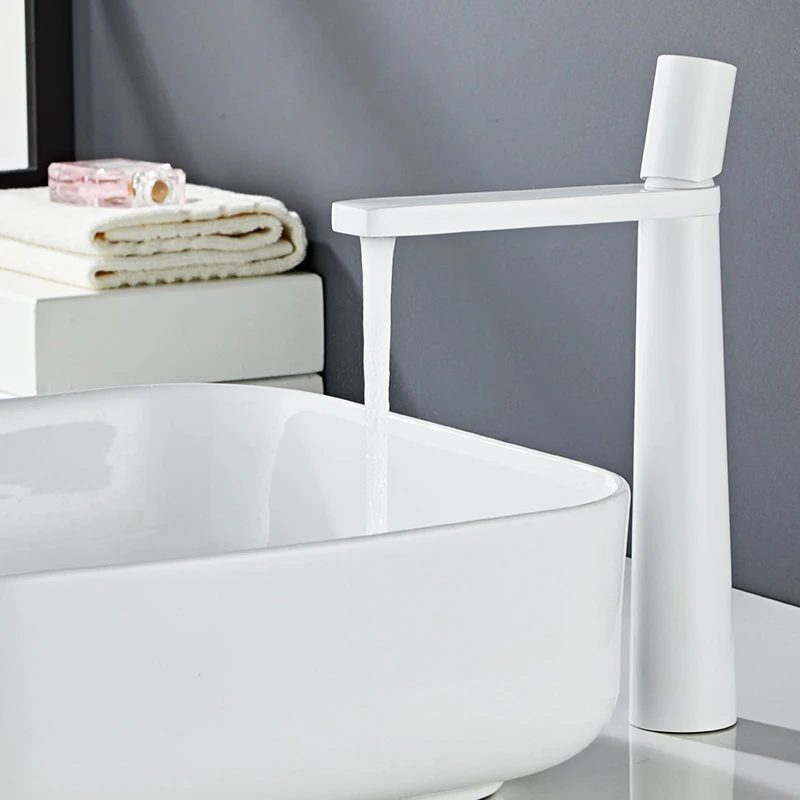 White Bathroom Basin Faucet Black/Chrome Black/Chrome/White Sink Mixer Tap Hot and Cold Single Handle Basin Faucet