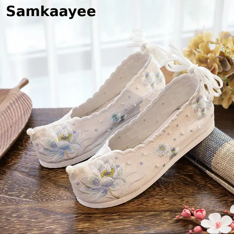 35-41 Women Flat Embroidery Shoes Spring Autumn Female Loafers Mujer Lotus Chinese Style Slip-On Casual Breathable Sneakers Y28