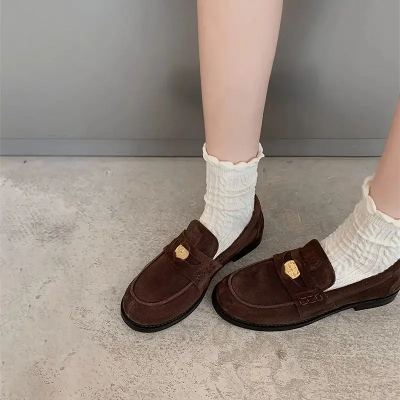 Slip On Loafers Shoes Fashion Metal Decoration Solid Color Vintage Chunky Heels Brand Design Ladies Cozy Leather Shoes