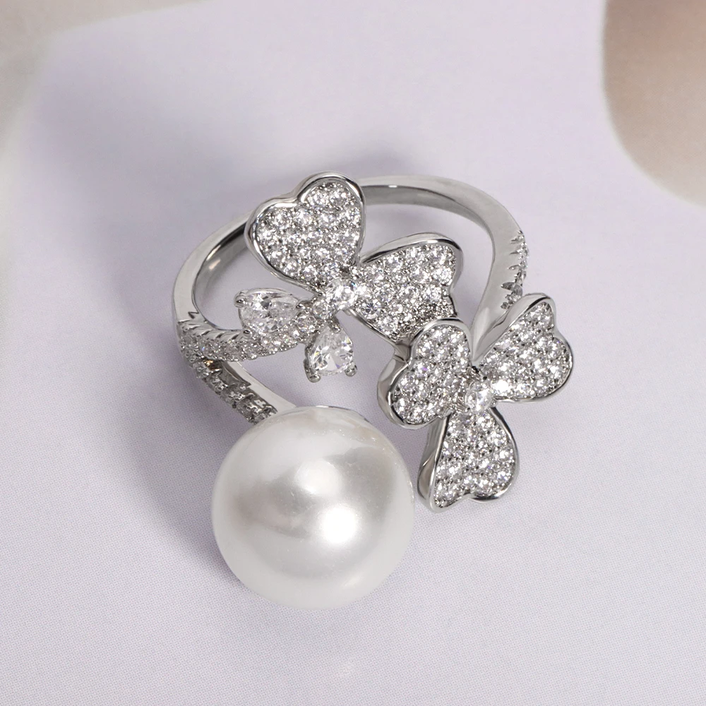 

BrideTalk 2025 Fashion Trendy Round Big Ring For Women Wedding Cubic Zirconia Beads Charm Finger Ring Beach Jewelry