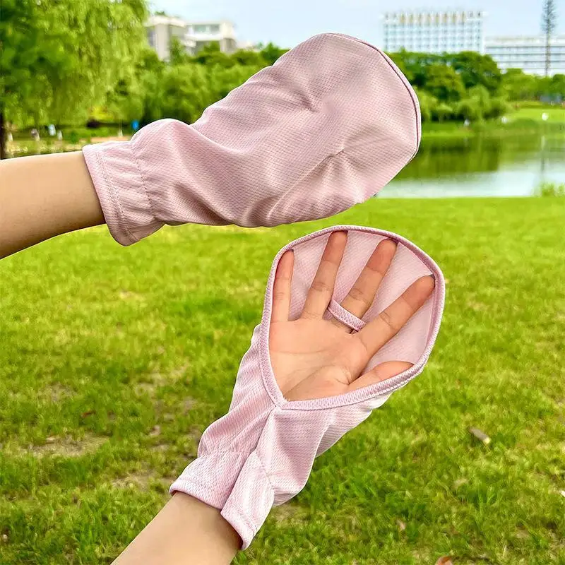 Women Sun Protection Gloves UV Blocking Breathable Summer Short Style Gloves for Driving and Outdoor Cycling Activities