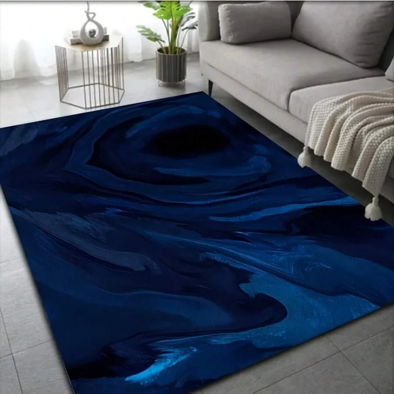 

Ковер с темно-синим градиентным абстрактным узором, мягкий и прочный, можно стирать в машине и легко чистить, легкий в весе.