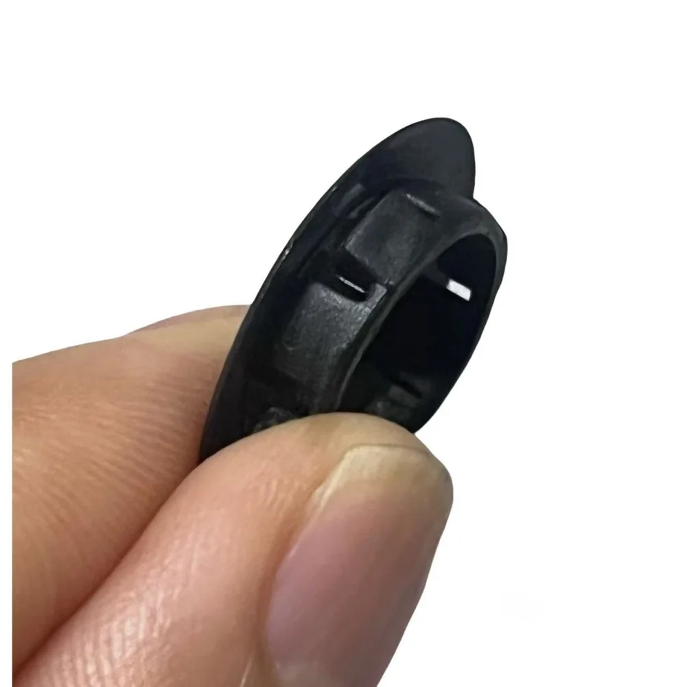 

Накладки на ручки наружных дверей для Golf Mk IV, Bora, Jetta IV, Passat B5, OEM 3B0837111, ABS, черные