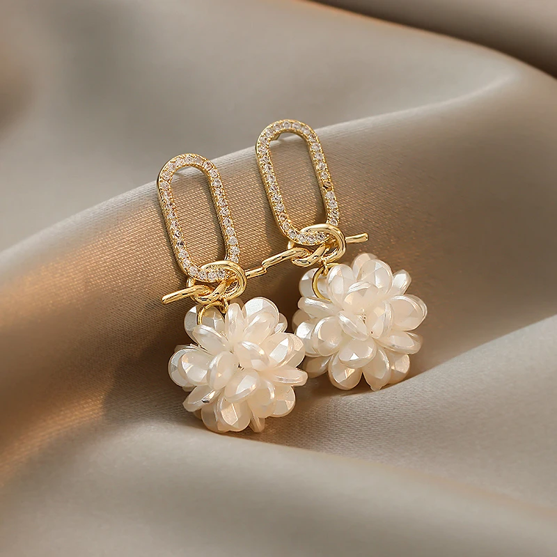 Summer Long Flower Earrings Hand-made Pearl Beaded Korean Fashion Shiny Earrings Sweet Jewelry