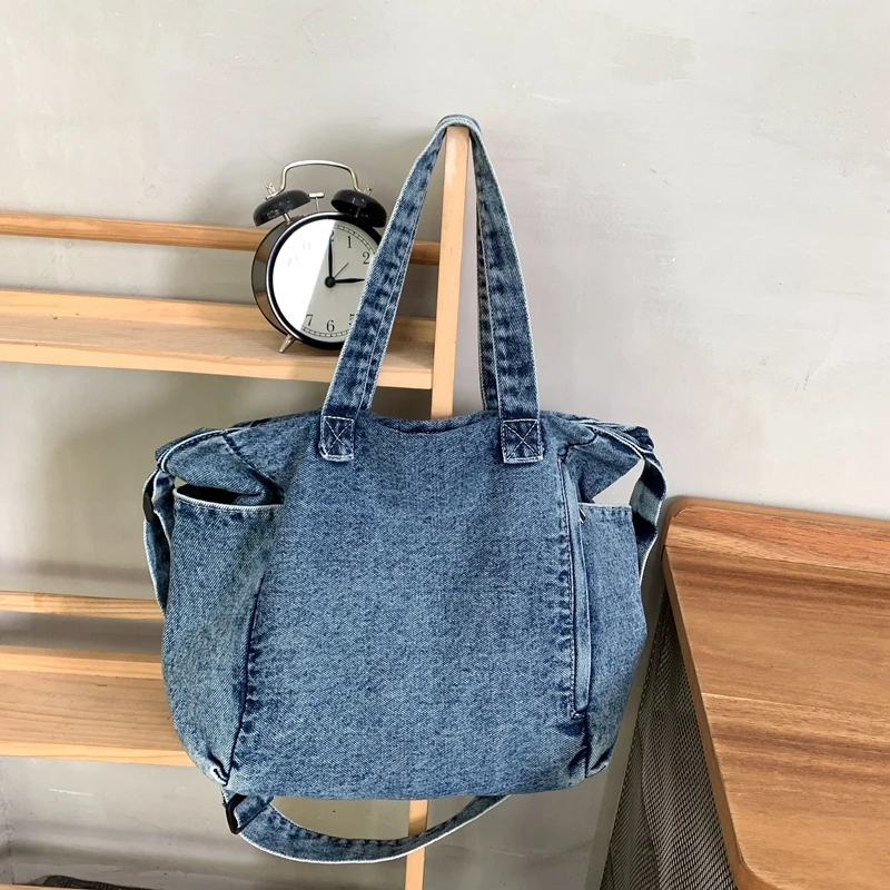 

Hot Selling Trend Versatile Sewing Thread Denim Women's Crossbody Bag 2024 New Fashionable Large Capacity Women's Shoulder Bag