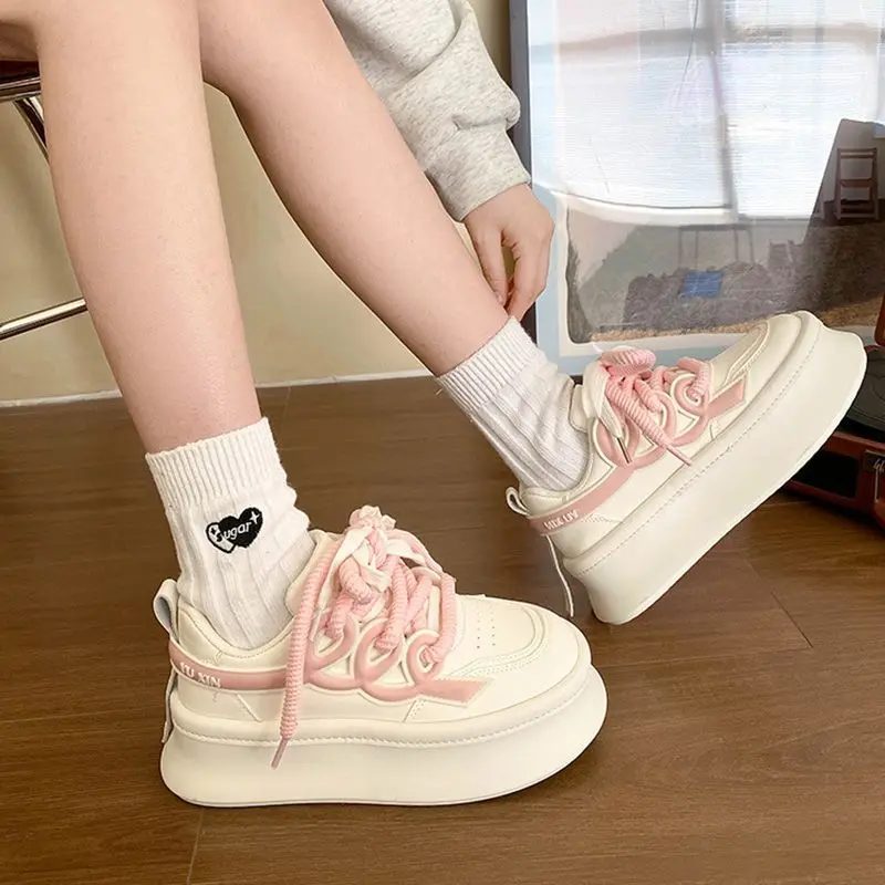 Weiße Turnschuhe Frauen Plattform Schuhe Sport Kawaii Frühling Sommer Casual Tennis weibliche Skateboard Wohnungen koreanische Vulkan isieren