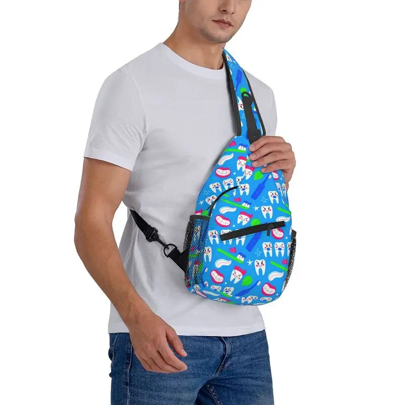مخصص الأسنان طبيب الأسنان طب الأسنان Crossbody حقيبة ظهر ذات حمالة الرجال عادية الكتف حقيبة صدر للرجال للسفر المشي لمسافات طويلة Daypack