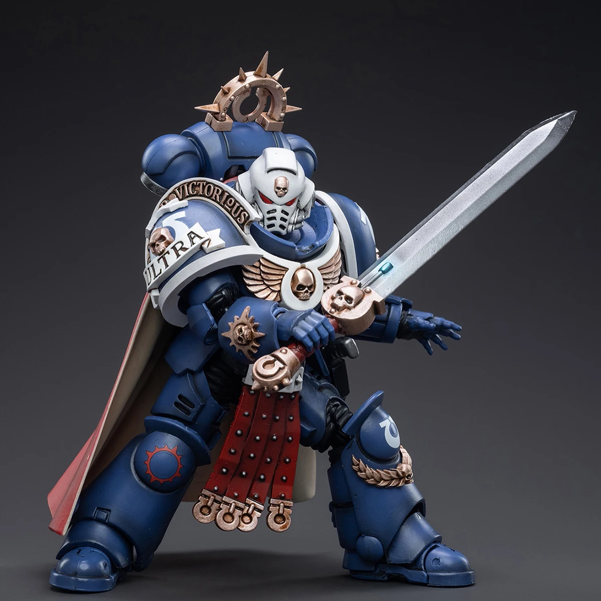 hiplay-joytoy-warhammer-40000-1-18-ultramarines-primaris-captain-jt3297-figurines-de-collection-modele-cadeau