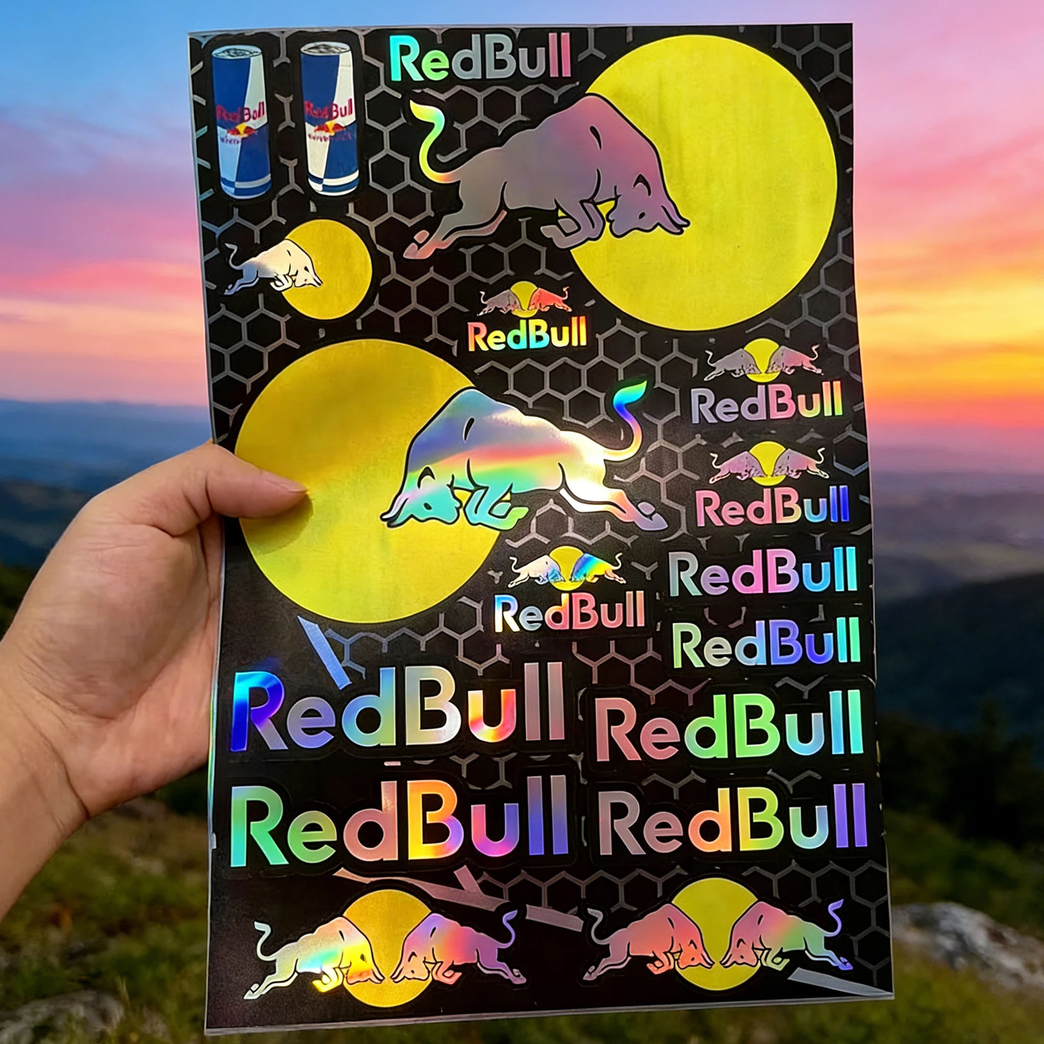 

Набор наклеек Red Bull Racing: Премиальные лазерно-вырезанные графические элементы для танков