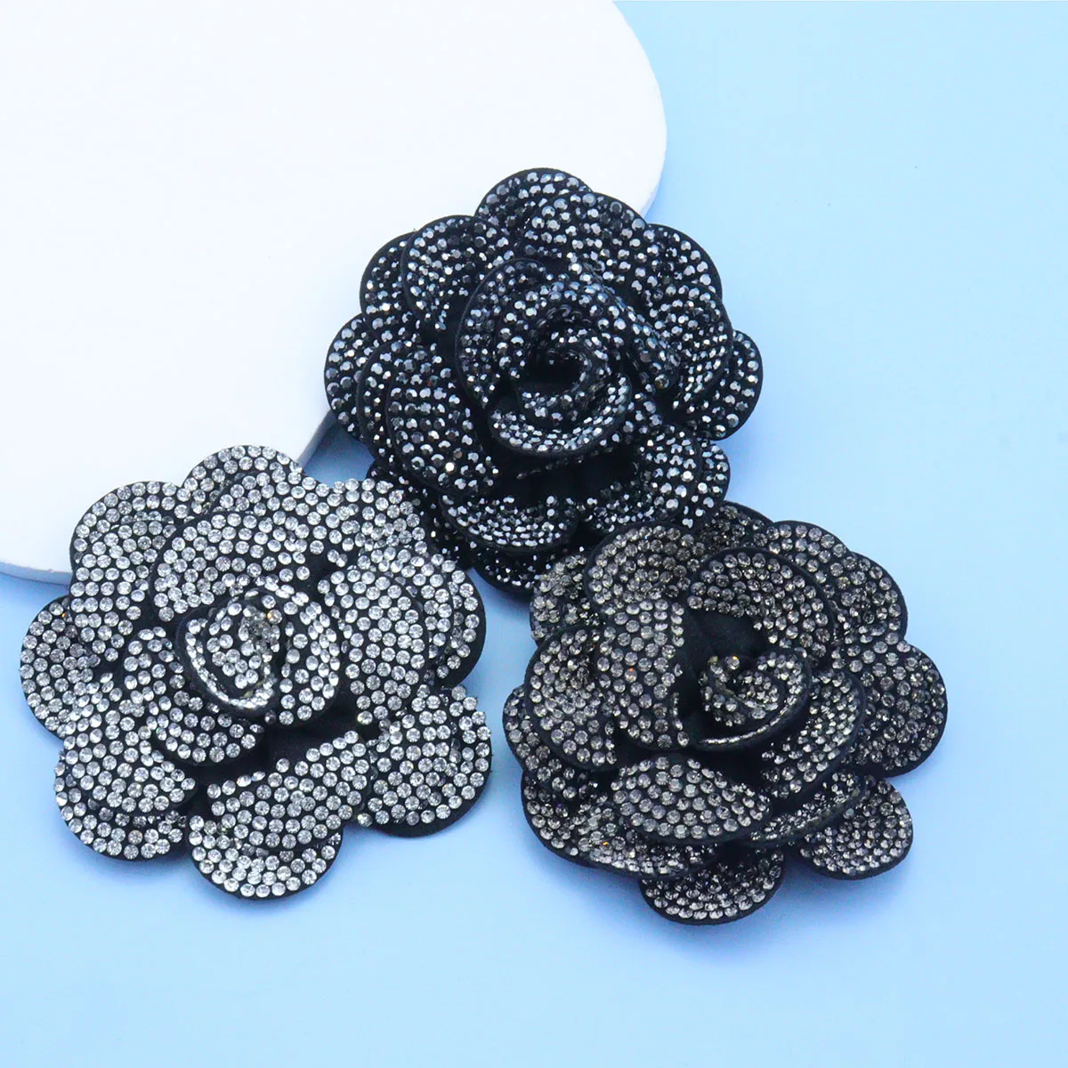 Niche Rhinestone Flower Brooch Wholesale Jewelry Accessories Multi-layer Suit Sweater Coat Brooch Fabric Lapel Pin Party