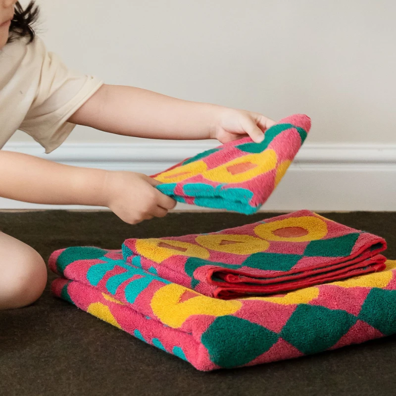 

New Diamond Plaid Yarn-Dyed Towels Combed Cotton Fashion Combination Pure Cotton Face Washing Towels