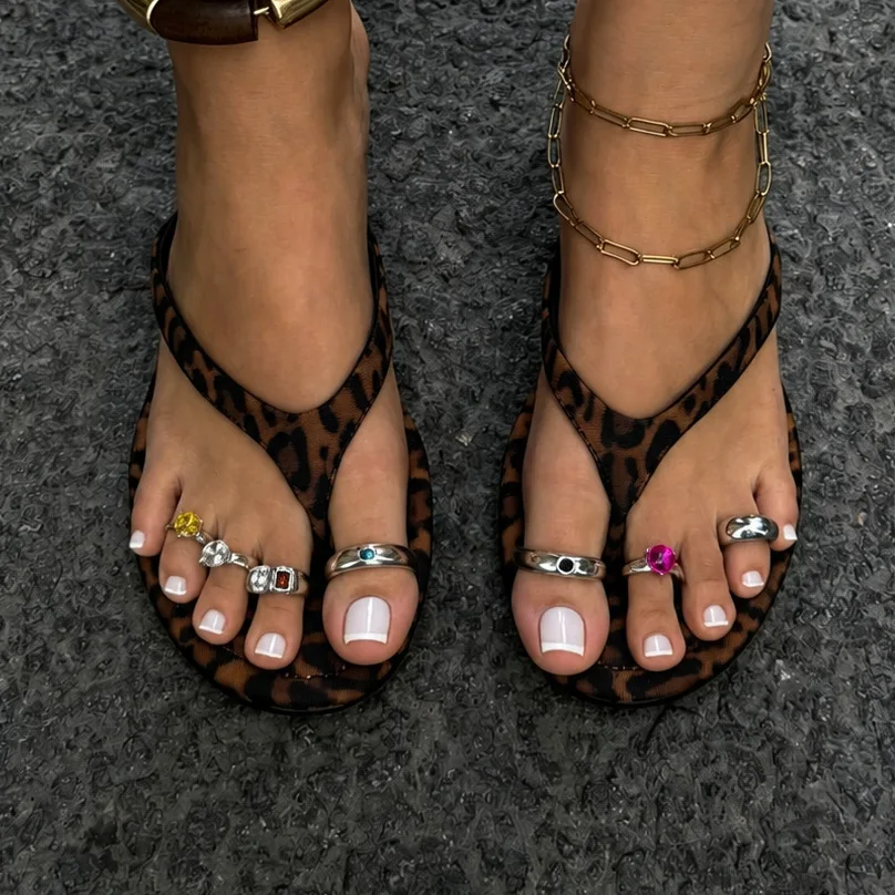 7pcs/set Summer Dopamine Colored Sparkling Acrylic Diamond Open Toe Rings for Women Fashion Foot Ring Foot Jewelry Accessory