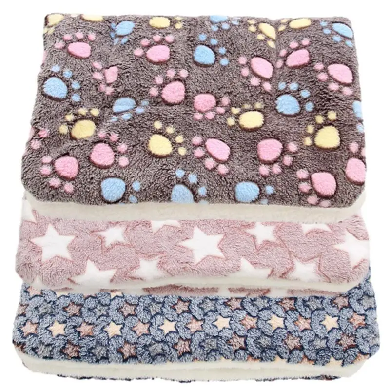 Cute Cat Blanket Pet Sleeping MatSuper Soft Dog Bed Fluffy Pet Blanket Flannel Throw Warm Pet Mats Cozy Calming Cat Blanket