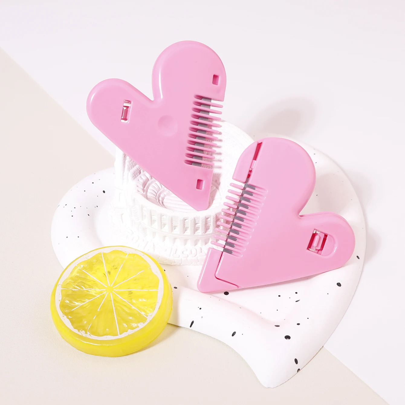 1/2 pieces of heart-shaped hair cutting combs, cute heart-shaped manual hair cutting combs, double-edged shavers with combs