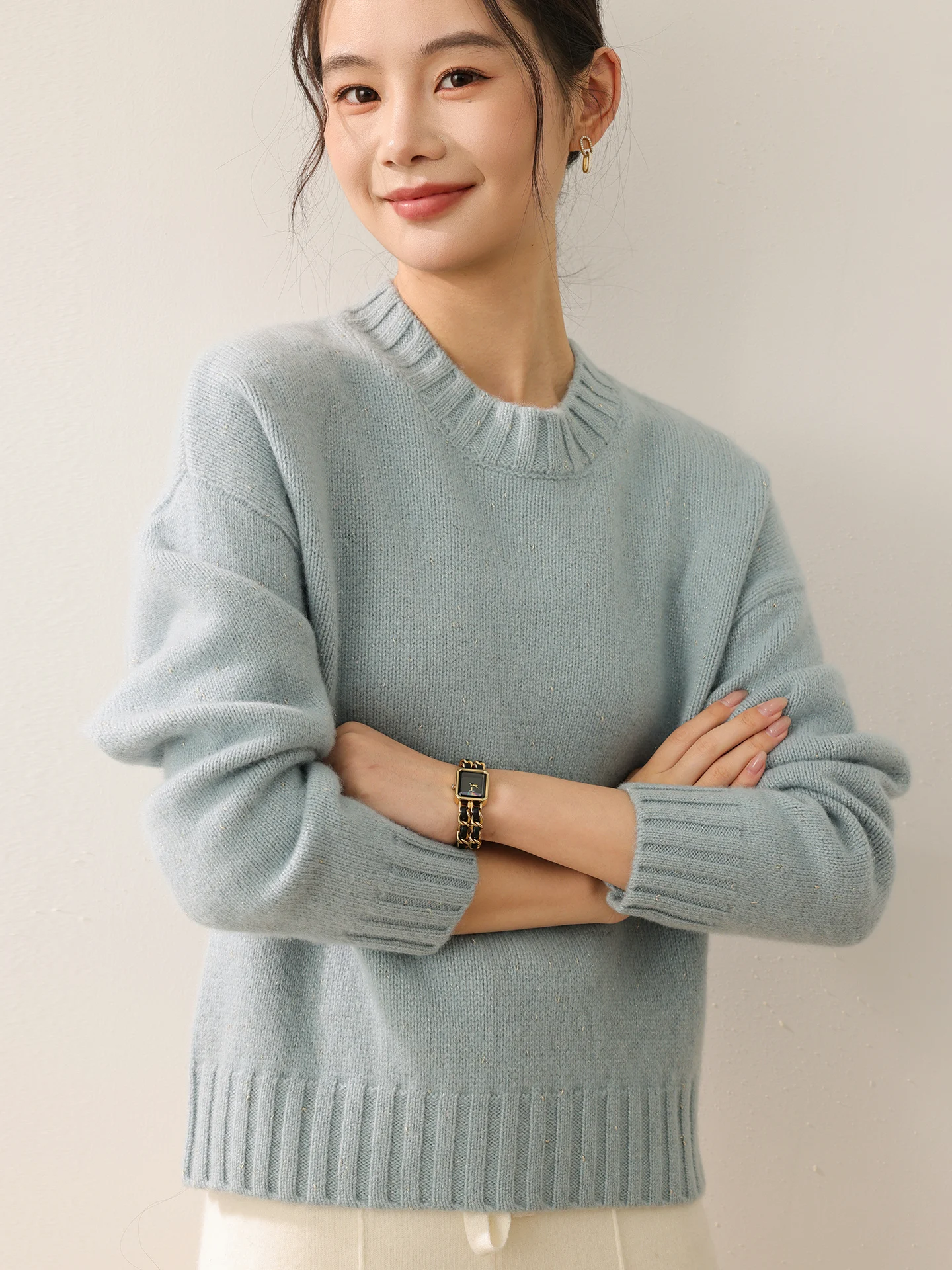 

Новый женский свитер из 100% мериносовой шерсти, вязаный, осенне-зимний, с круглым вырезом, однотонный, с длинным рукавом, модный, свободный, базовый топ