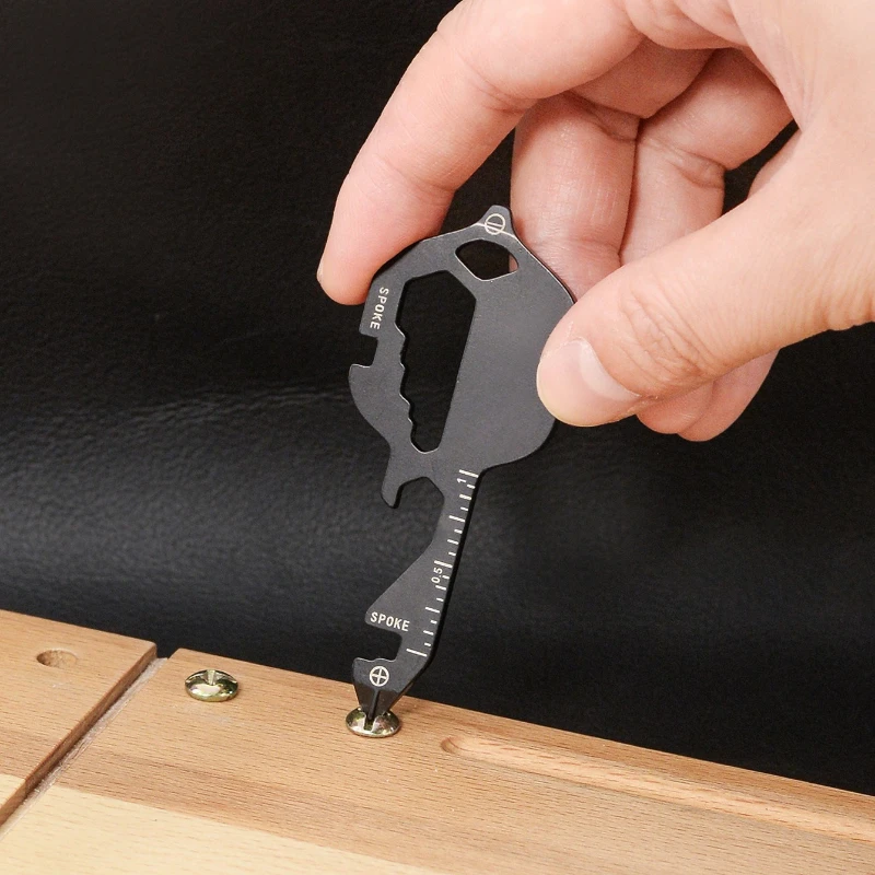 1/2 Peças Mini Chaveiro Multifuncional de Aço Inoxidável Portátil em Formato de Chave, Ferramenta Multiferramenta com Chave de Fenda e Abridor de Garrafas, Ferramenta de Reparo de Bolso