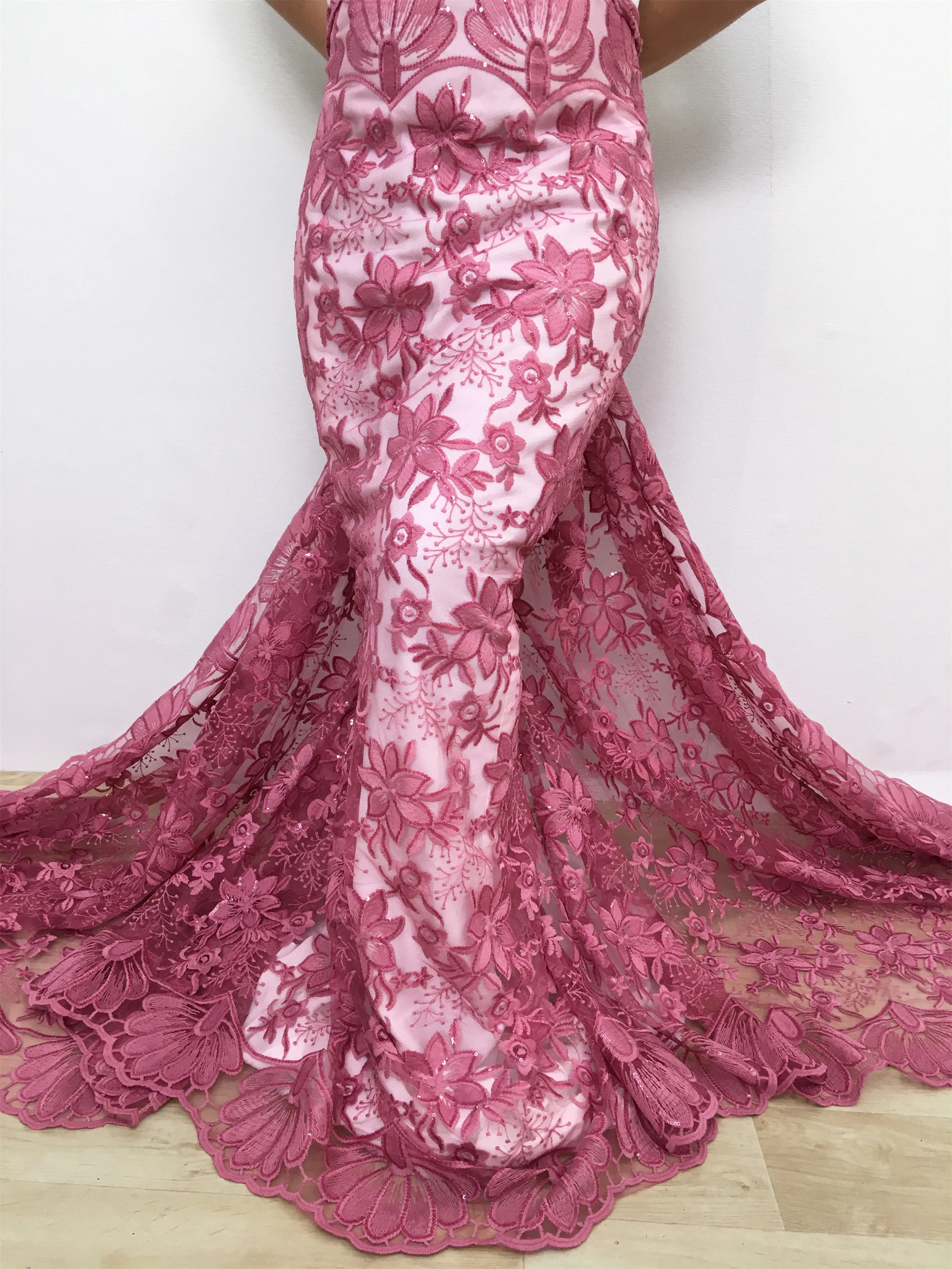 ภาษาฝรั่งเศสคําผ้าไหมผ้าลูกไม้แอฟริกันผ้าเลื่อม 2025 5 หลาไนจีเรียตาข่ายผ้าลูกไม้Tulleผ้าสําหรับชุดปาร์ตี้สตรี