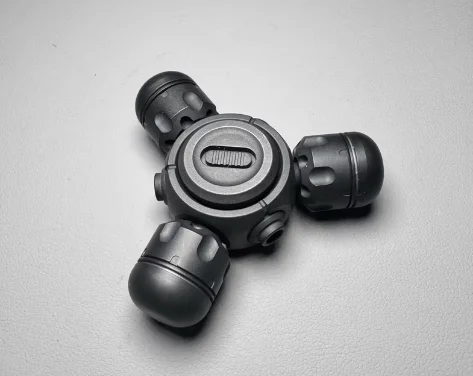 لعبة خشبية لتخفيف التوتر من ساكورا تايم سبيس بليت نيست ستانلس ستيل باللون الأسود غير اللامع EDC #1