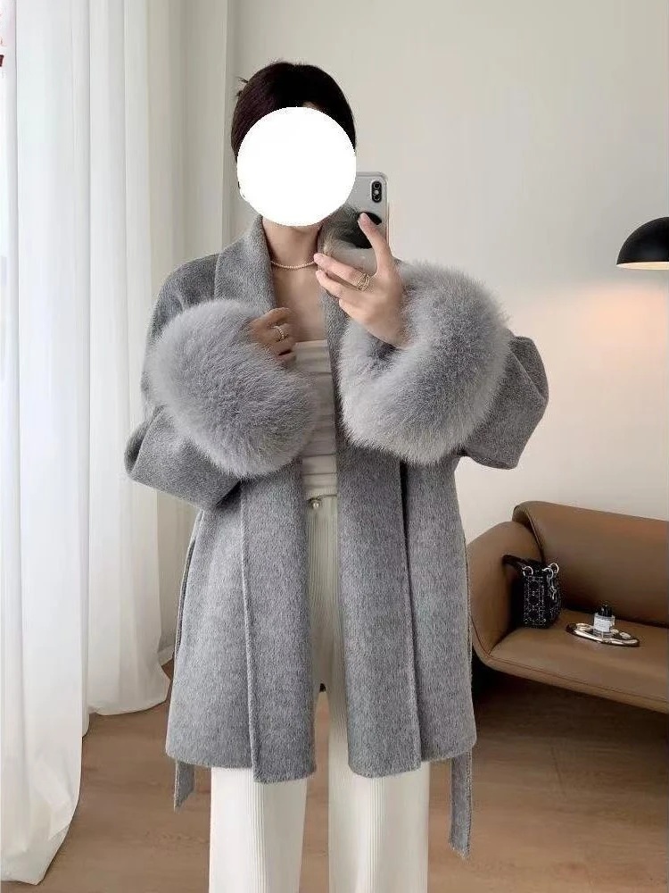 French Style Elegant Loose Wool Coat Women Autumn Winter Solid Fur Patchwork Fashion Blends Hepburn Vintage Cape Wool Jackets