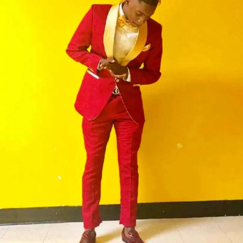 Newest Groomsmen Red Pattern Groom Tuxedos Shawl Gold Lapel Men Suits Wedding Bridegroom( Jacket+Pants)