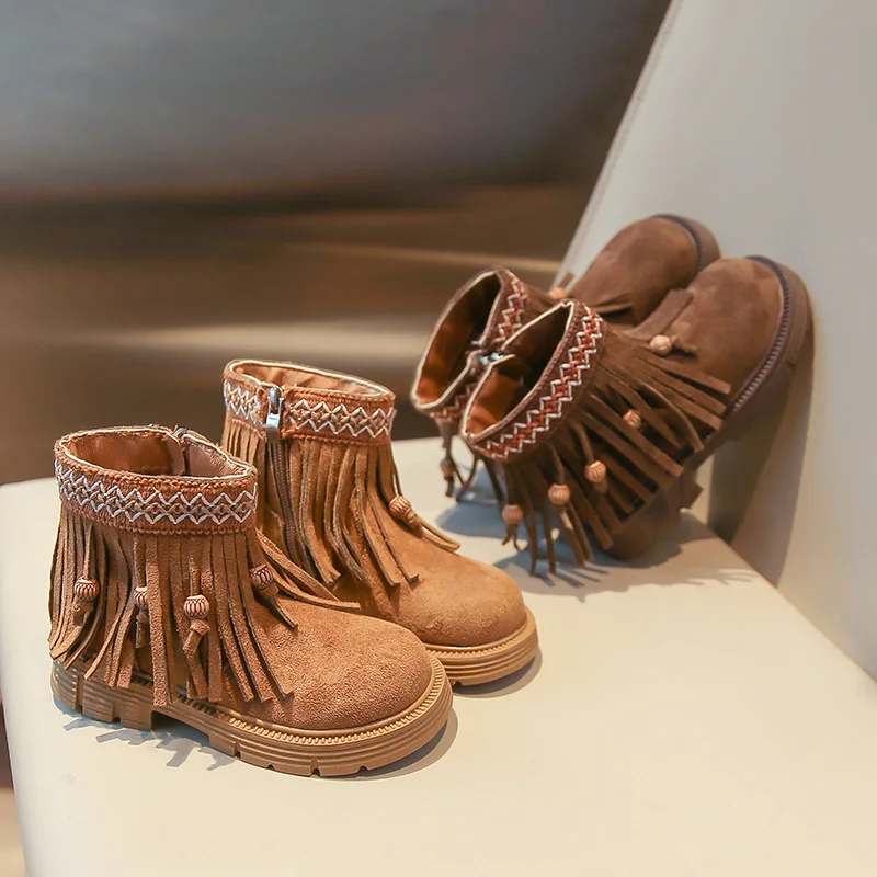 

Girls Casual Boots Sweet Tassel Ethnic Style Children Short Boots Retro Soft Sole 2025 Winter New Kids Ankle Boots Round Toes