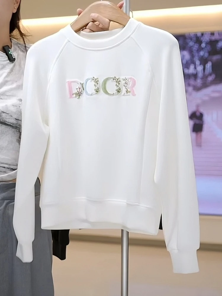 Rundes Ne-Sweatshirt für Damen 2025, neu, faionable, weiß, vielseitig, lockeres Oberteil ohne Hut, Frühling und Herbst, saisonale Auswahl