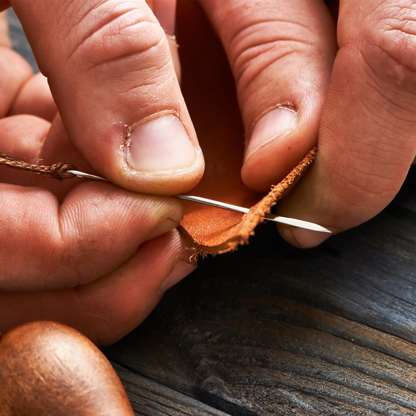 

20pcs Sewing Needle Set 0.86*44/1.25*52/1.63*58/1.83*70Mm Strong Leathercraft Needles For Stitch Repair Hand Projects