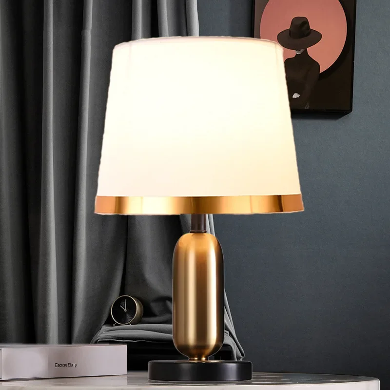 Nordic vintage horn type desk lamp for bedroom bedside table night lamp Fabric lampshade home decoration LED standing lamp