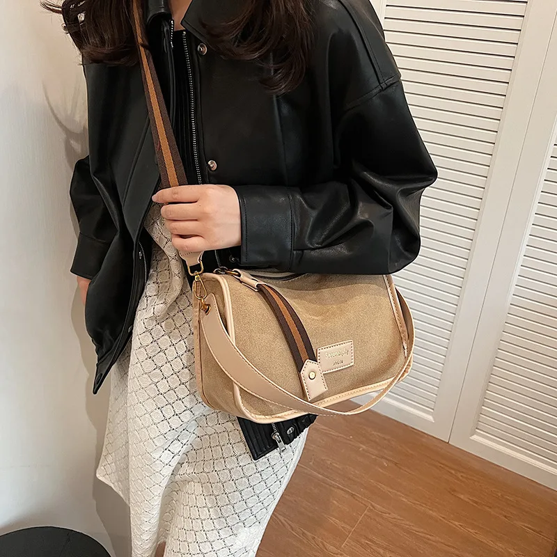 

2025 Suede Vintage Shoulder Bag for Women | Spacious Underarm Purse with Wide Strap | Fall Winter Stylish Crossbody Bag