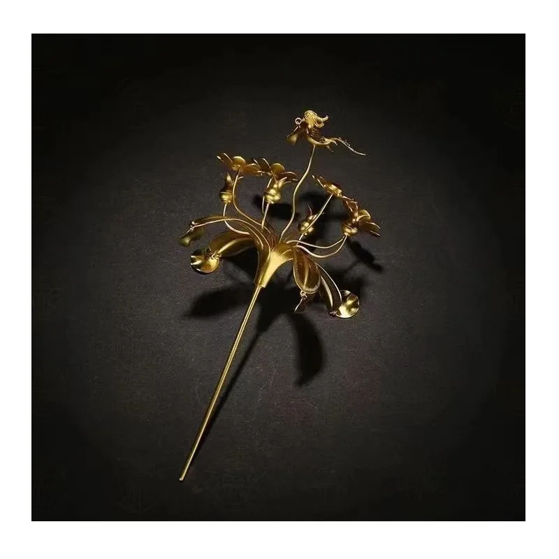

Copper-plated Restoration of Han Dynasty, Wei and Jin Dynasties, Flower and Bird Crowns, Hanfu Horse Skirts, Accessories of Anci