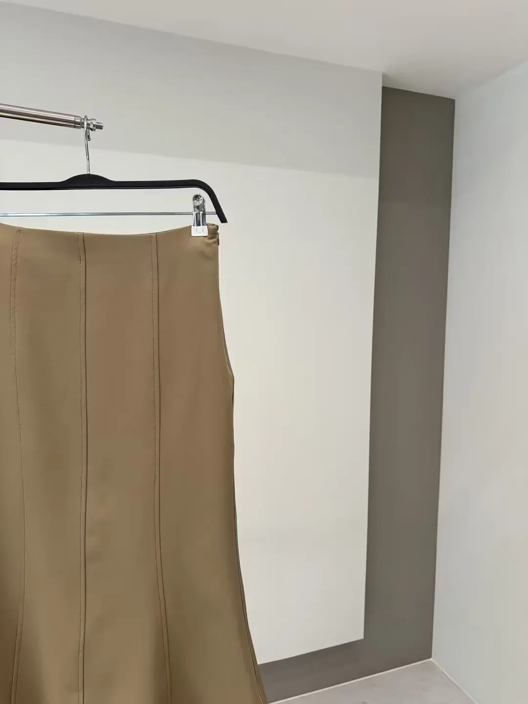 Traje de 2 piezas para mujer, Top elegante con cuello y falda acampanada, diseño con abertura trasera, novedad de 2024